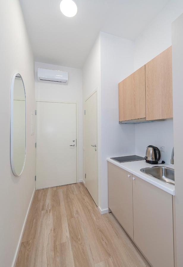 Uab Laisves Alejos Viesbutis Apartment Kaunas Exterior photo